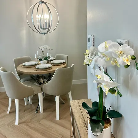 237 Blue Hampton Nad Zatoka Kapitanska 2 Plaza Miejska Διαμέρισμα *